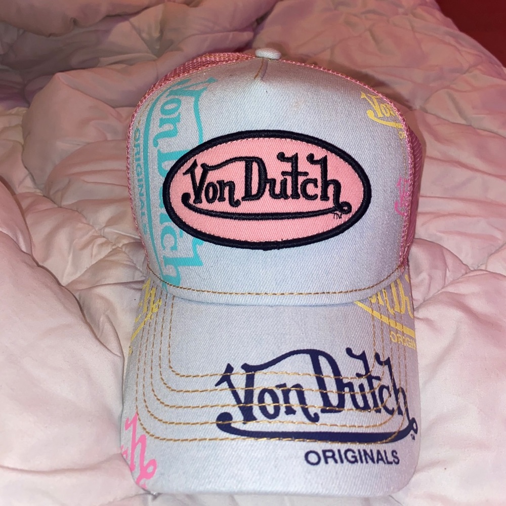 RARE AUTHENTIC Von Dutch Trucker Hat